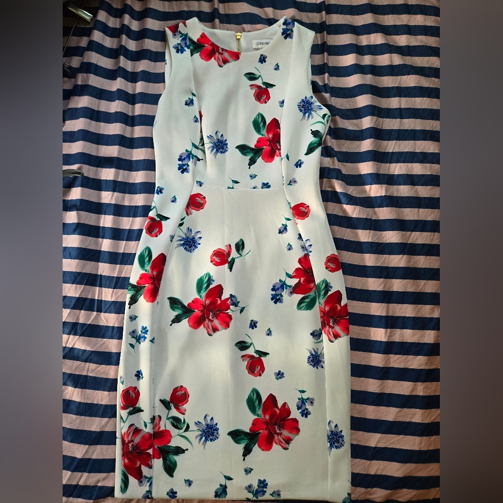 Calvin Klein White With Flowers Sheath Dress